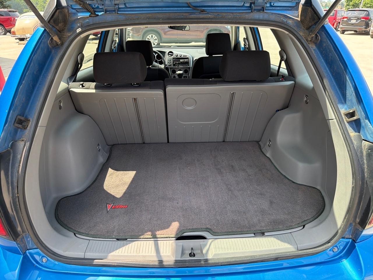 Pontiac Vibe 4dr HB 2008