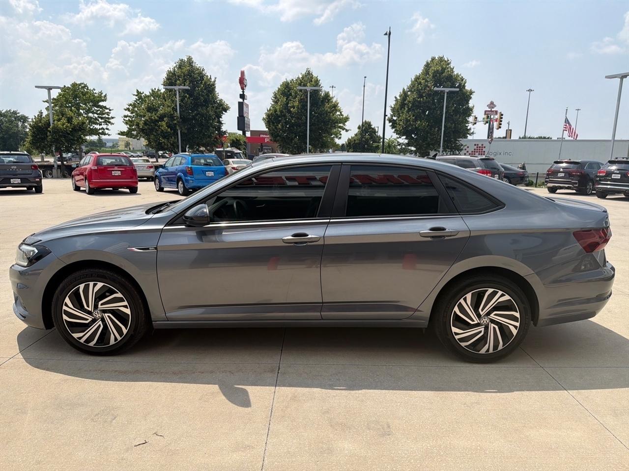 Volkswagen Jetta SEL Auto 2021
