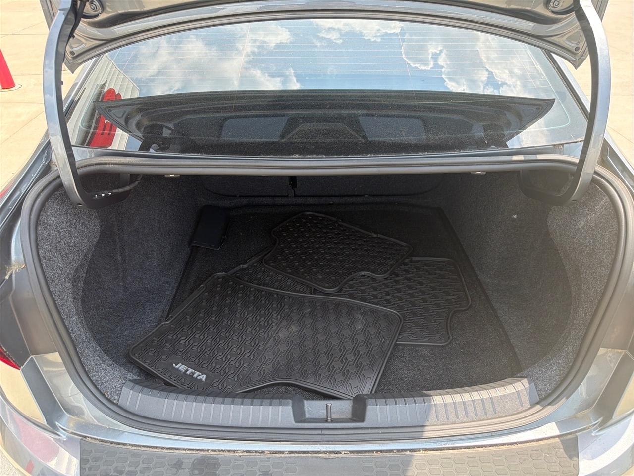Volkswagen Jetta SEL Auto 2021