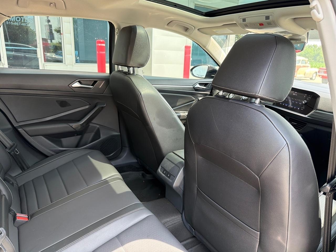 Volkswagen Jetta SEL Auto 2021