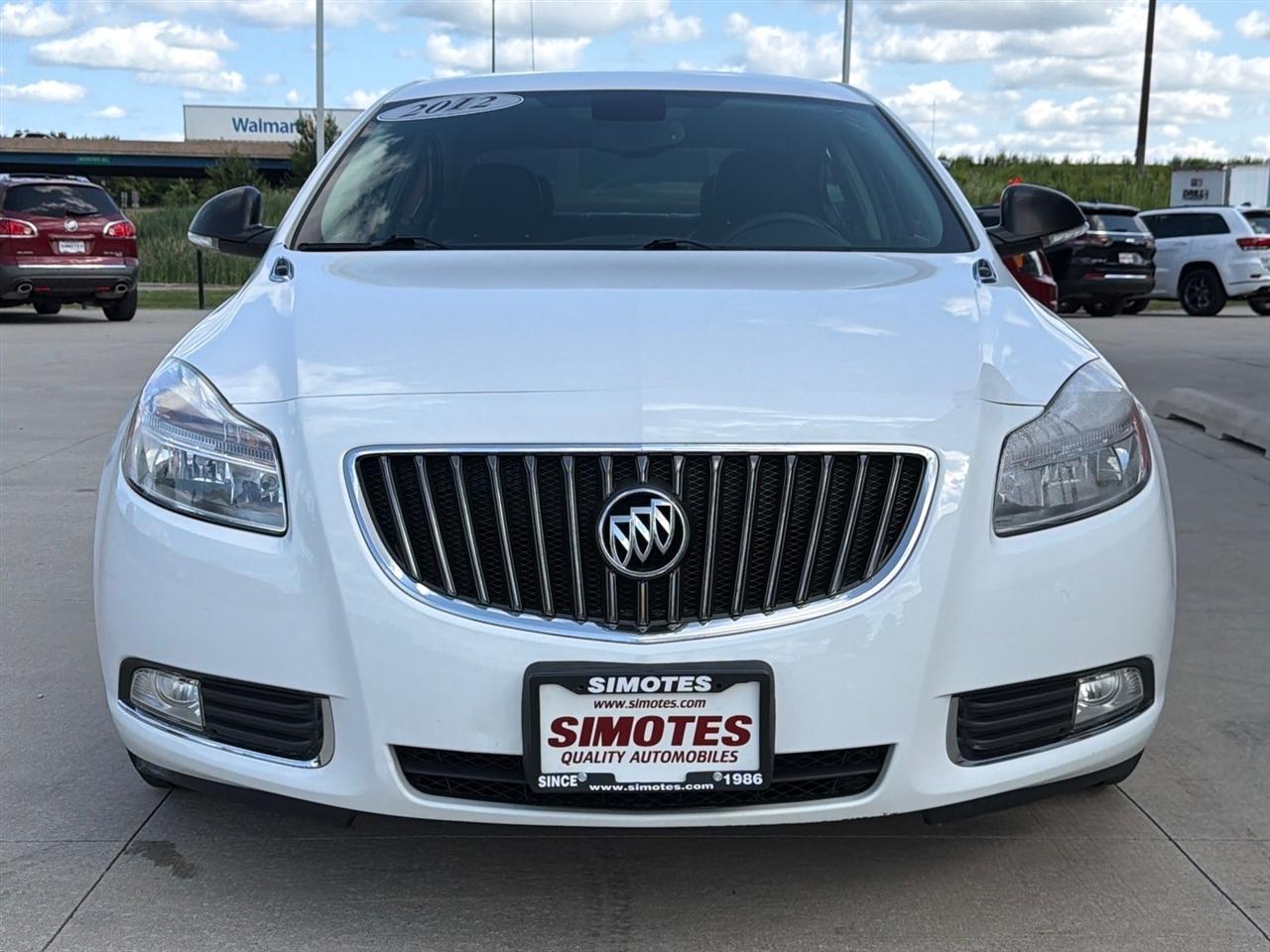 Buick Regal 4dr Sdn Base 2012