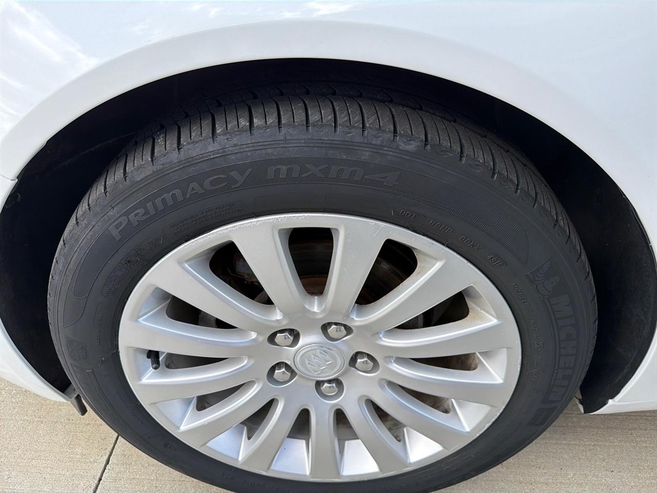 Buick Regal 4dr Sdn Base 2012