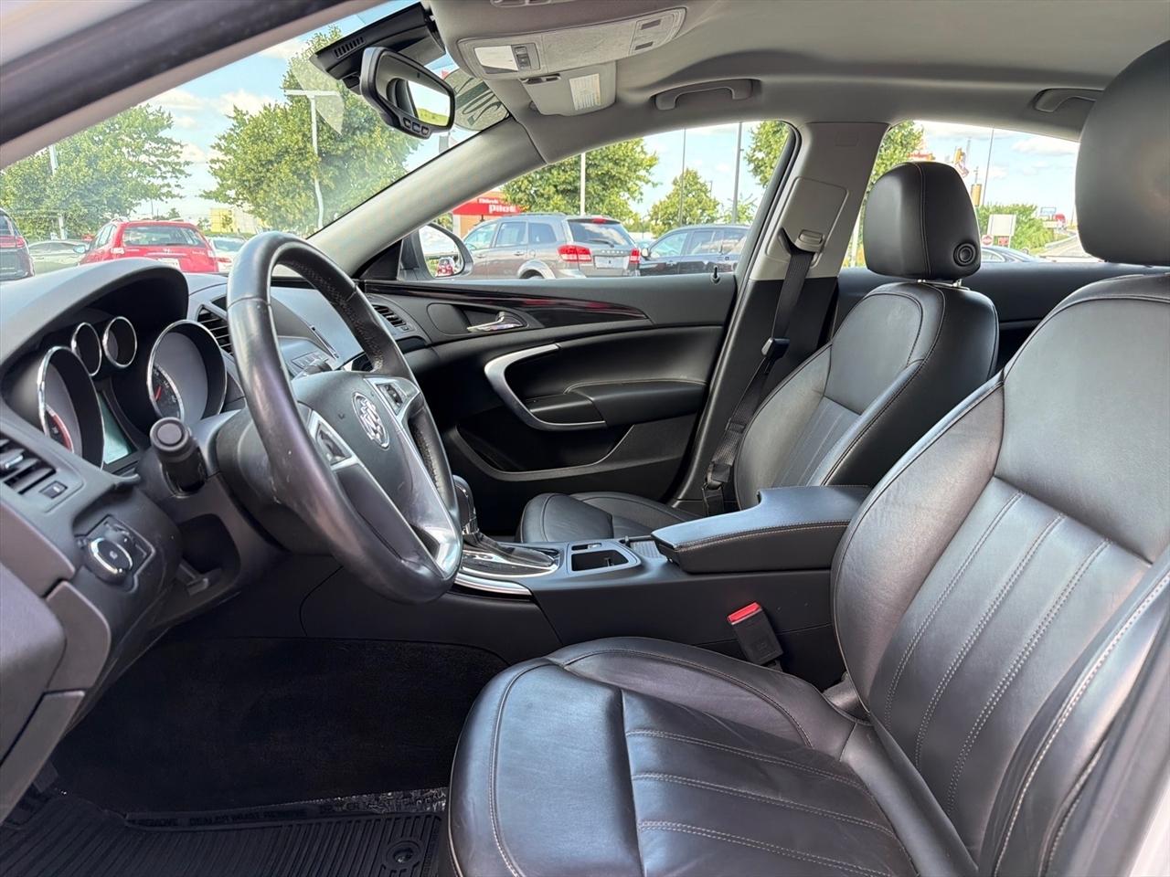 Buick Regal 4dr Sdn Base 2012