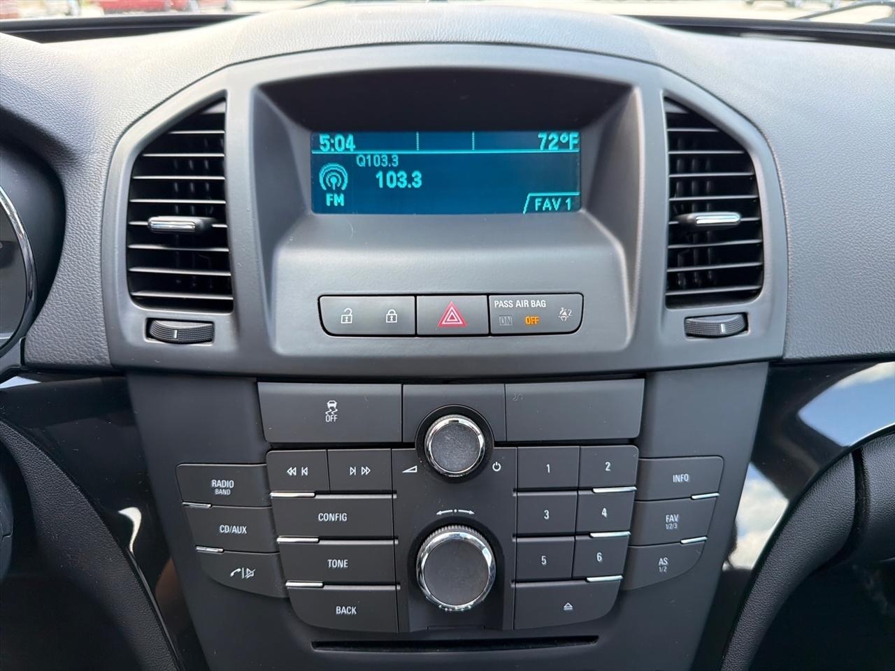 Buick Regal 4dr Sdn Base 2012