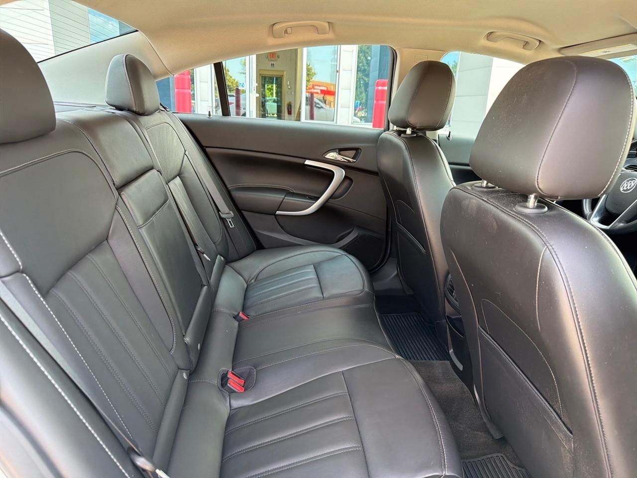 Buick Regal 4dr Sdn Base 2012