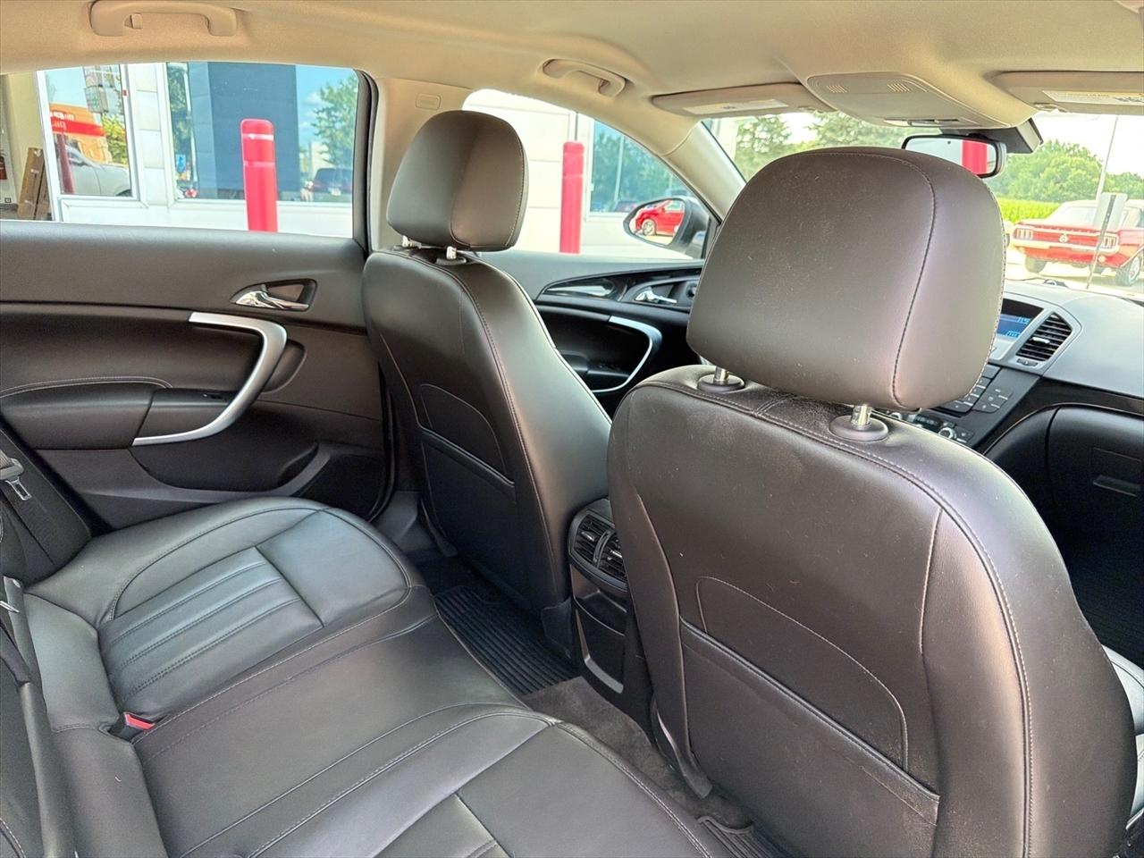 Buick Regal 4dr Sdn Base 2012
