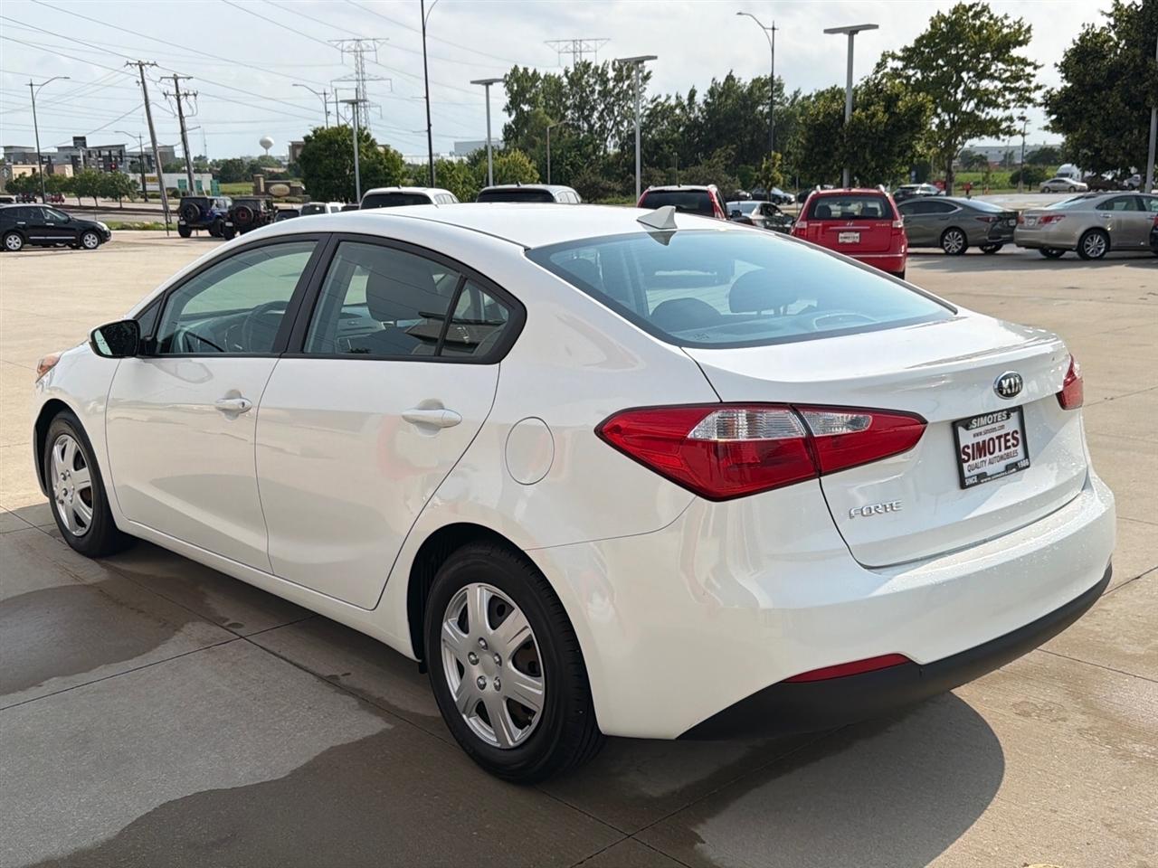 Kia Forte 4dr Sdn Auto LX 2016