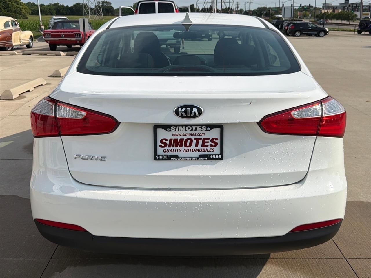 Kia Forte 4dr Sdn Auto LX 2016