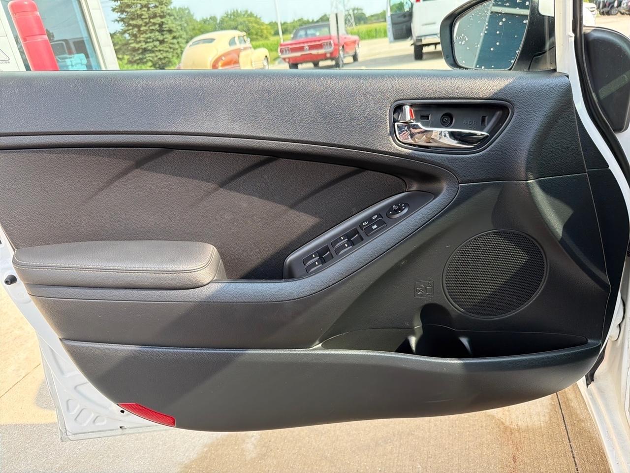 Kia Forte 4dr Sdn Auto LX 2016