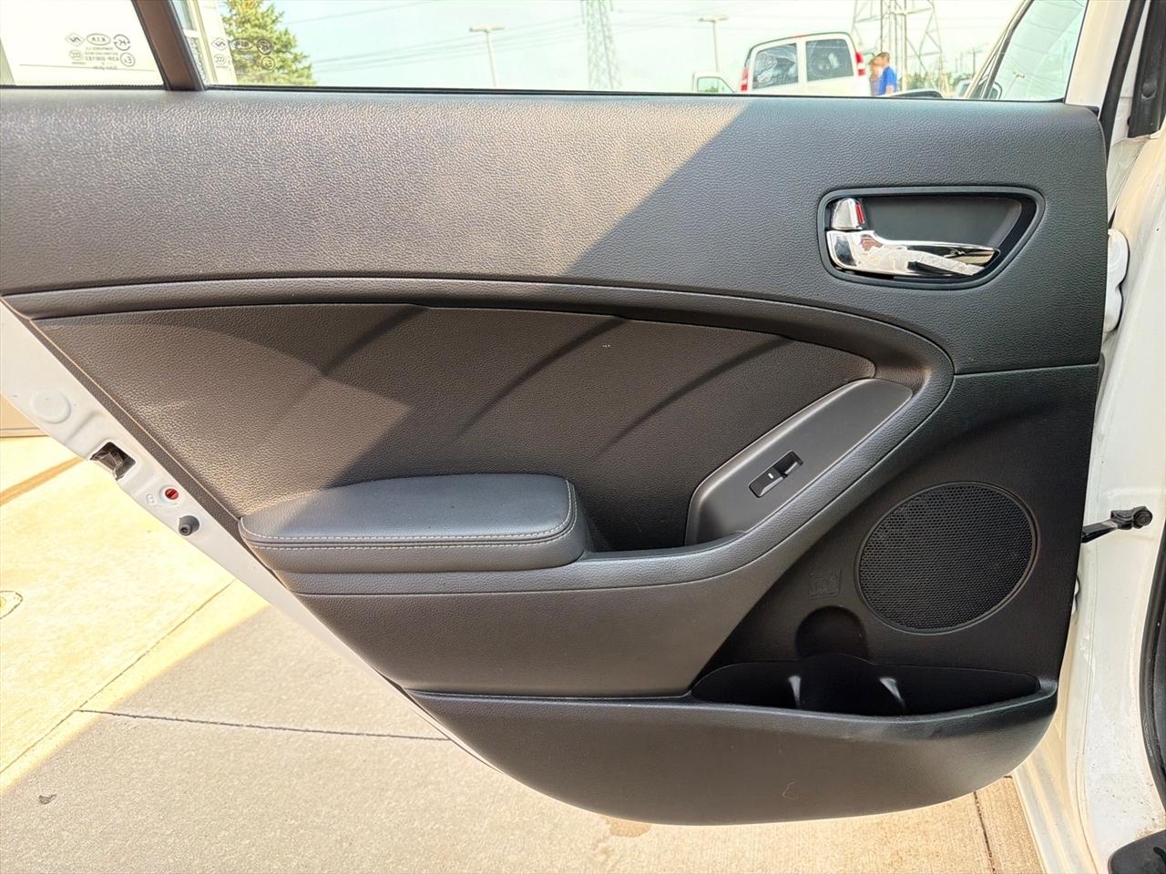 Kia Forte 4dr Sdn Auto LX 2016