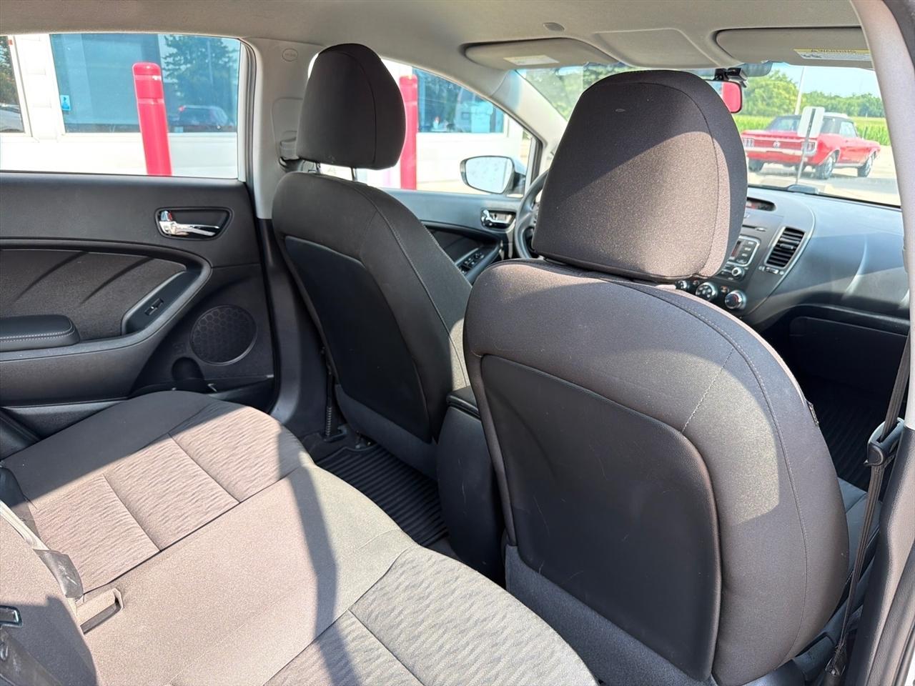 Kia Forte 4dr Sdn Auto LX 2016