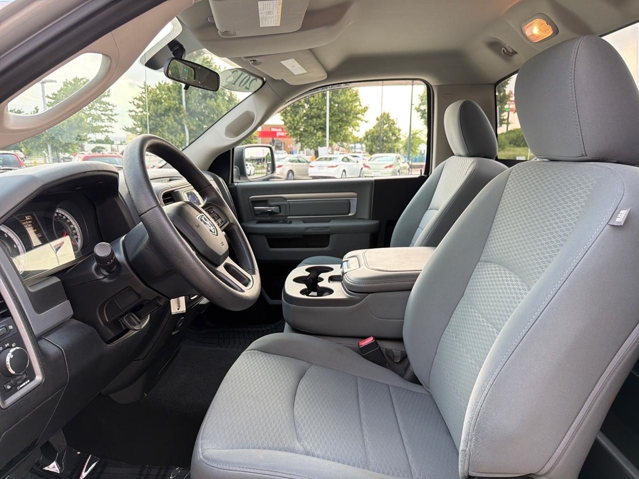 RAM 1500 4WD Reg Cab 120.5" Tradesman 2013