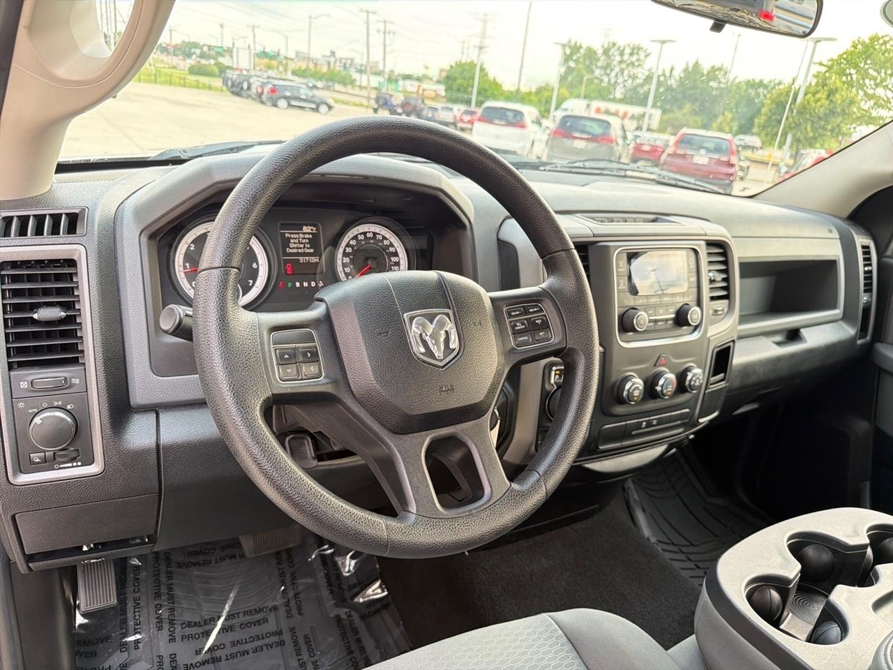 RAM 1500 4WD Reg Cab 120.5" Tradesman 2013