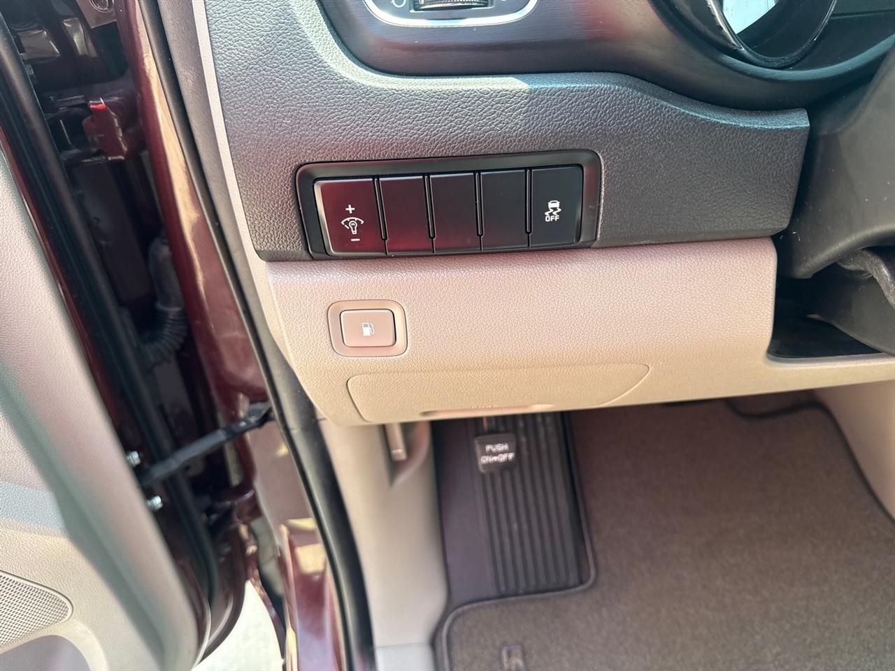 Kia Sedona LX FWD 2020