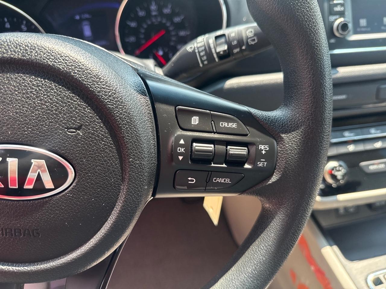 Kia Sedona LX FWD 2020