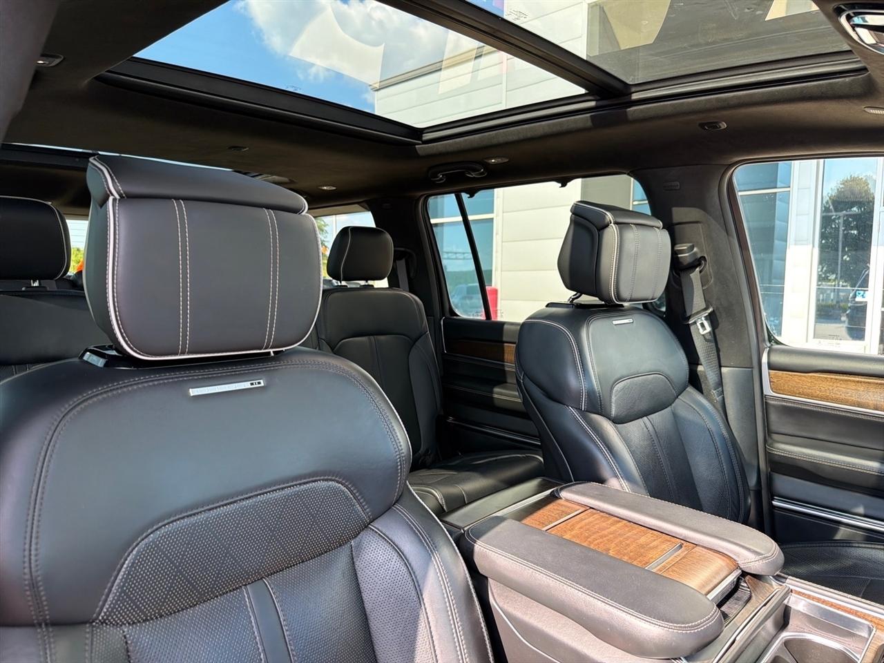 Jeep Grand Wagoneer Series II 4x4 2023