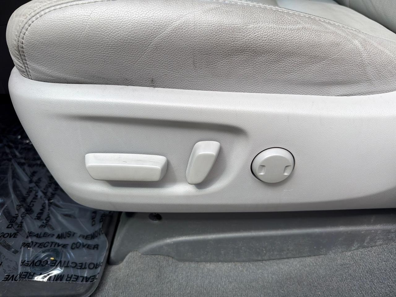Toyota Sienna XLE Auto Access Seat FWD 7-Passenger (Natl) 2019