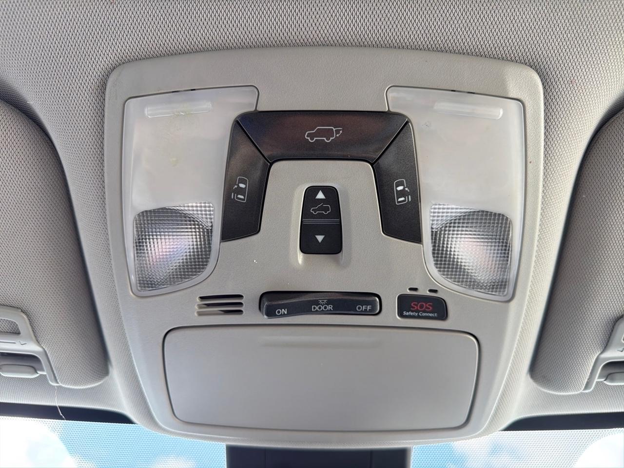 Toyota Sienna XLE Auto Access Seat FWD 7-Passenger (Natl) 2019