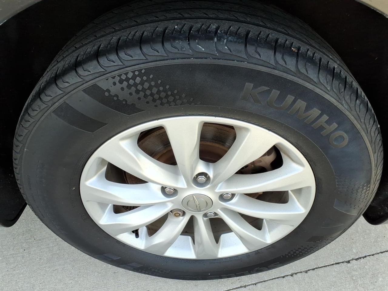 Chrysler Pacifica LX FWD 2019