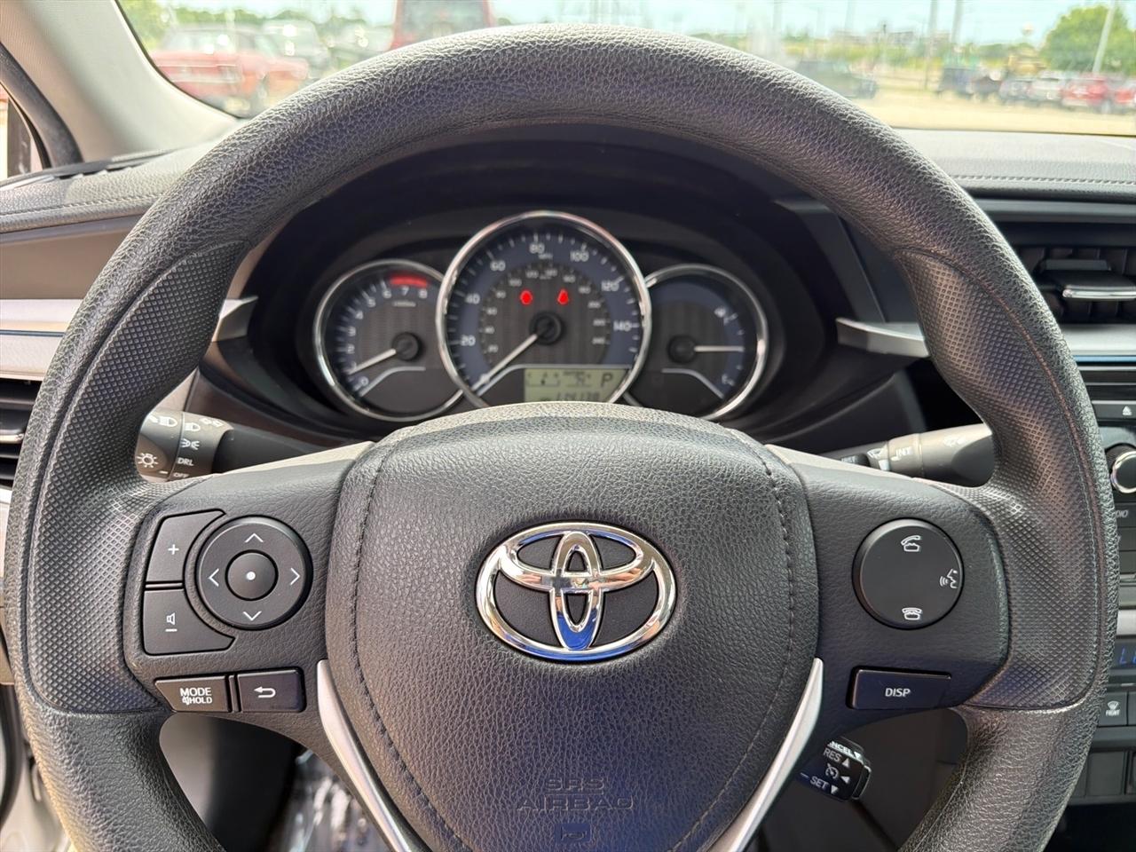 Toyota Corolla 4dr Sdn CVT LE Premium (Natl) 2015