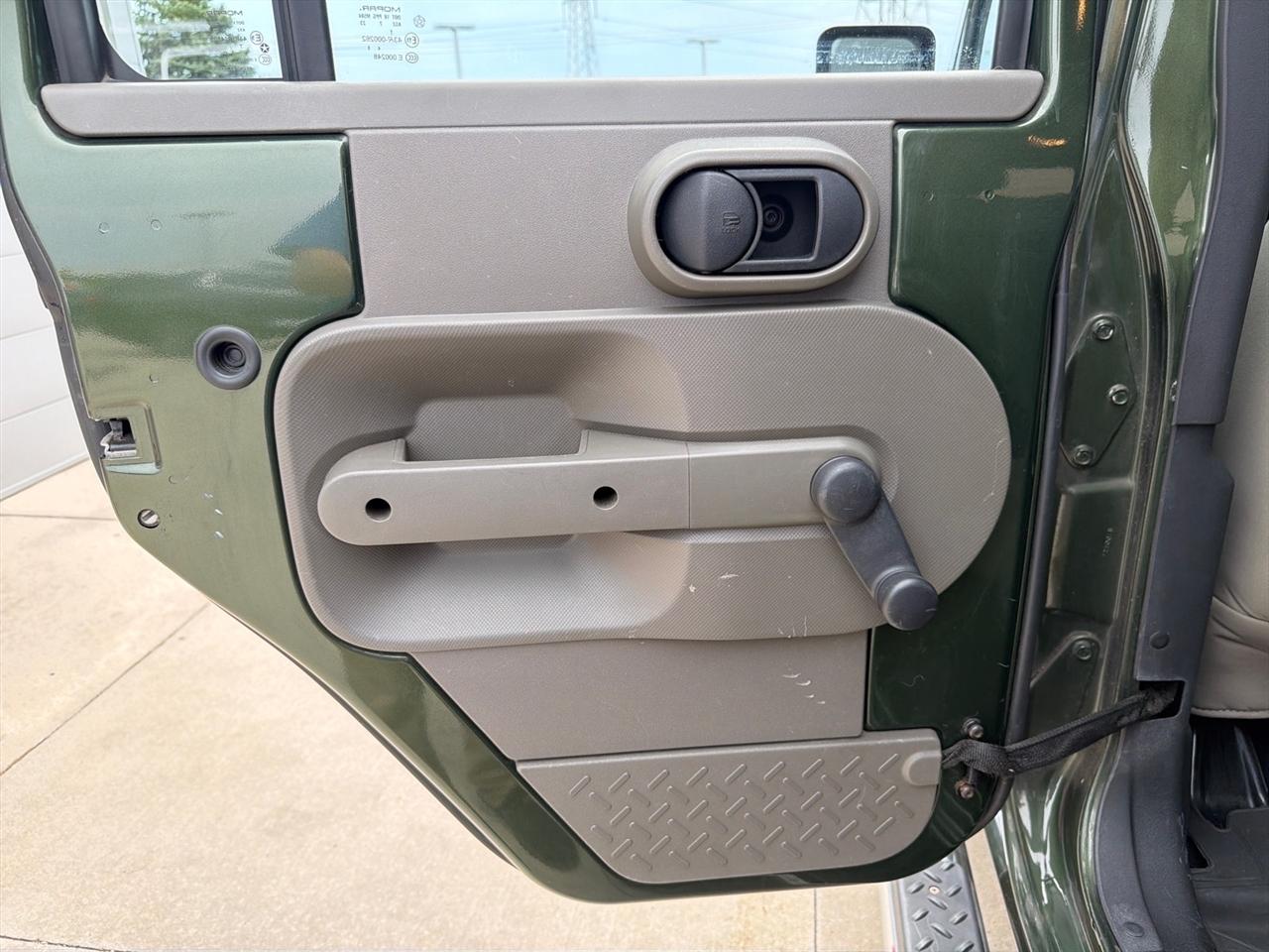 Jeep Wrangler 4WD 4dr Unlimited X 2008