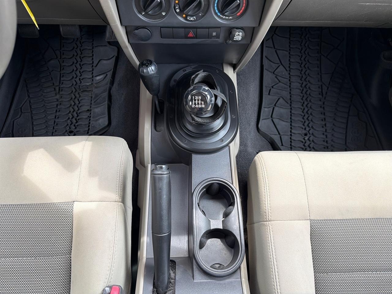 Jeep Wrangler 4WD 4dr Unlimited X 2008