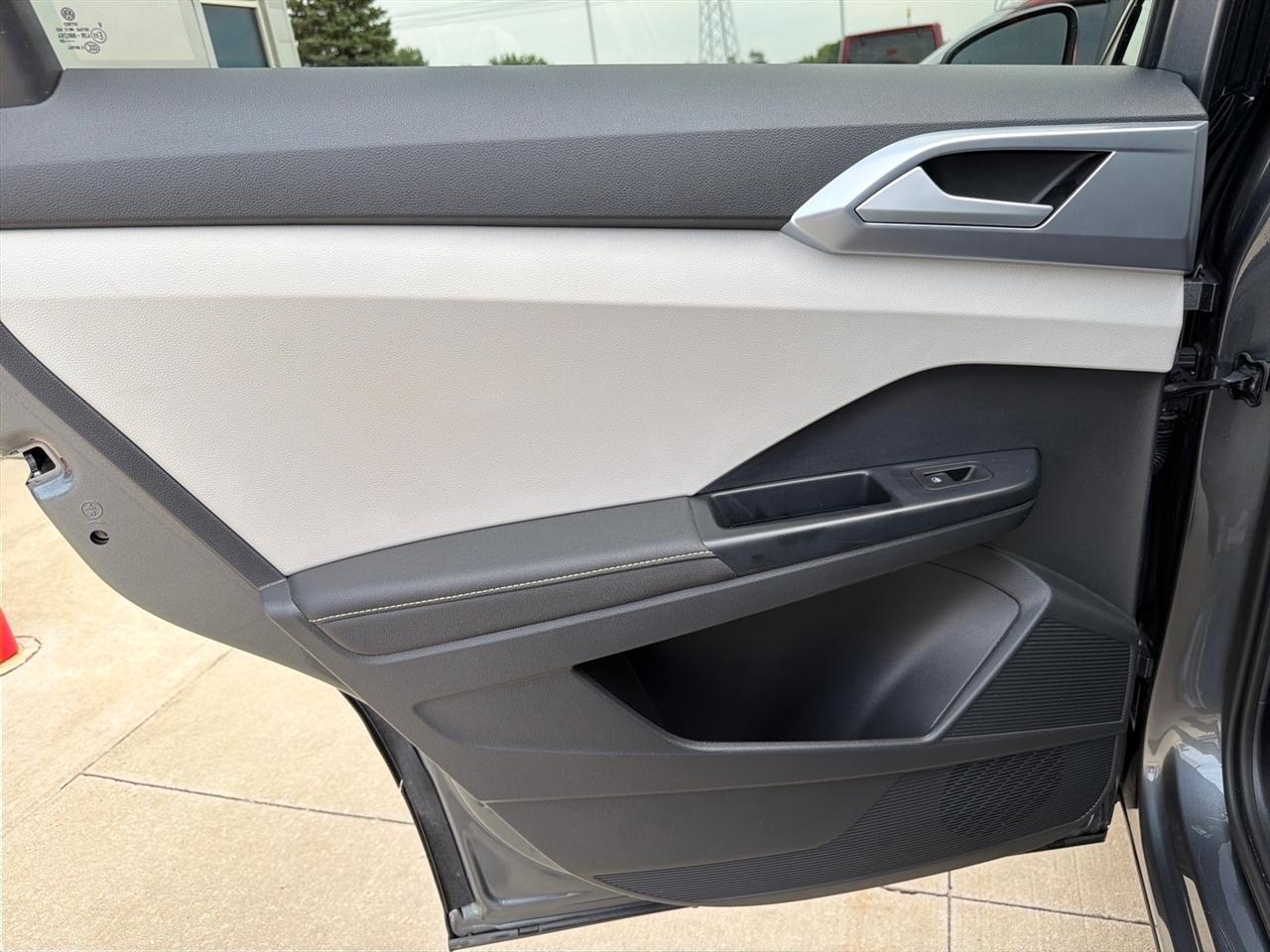 Volkswagen Taos SE 4Motion 2025