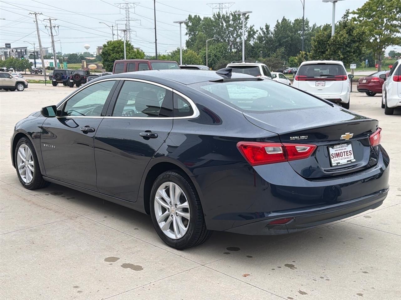Chevrolet Malibu 4dr Sdn LT w/1LT 2017