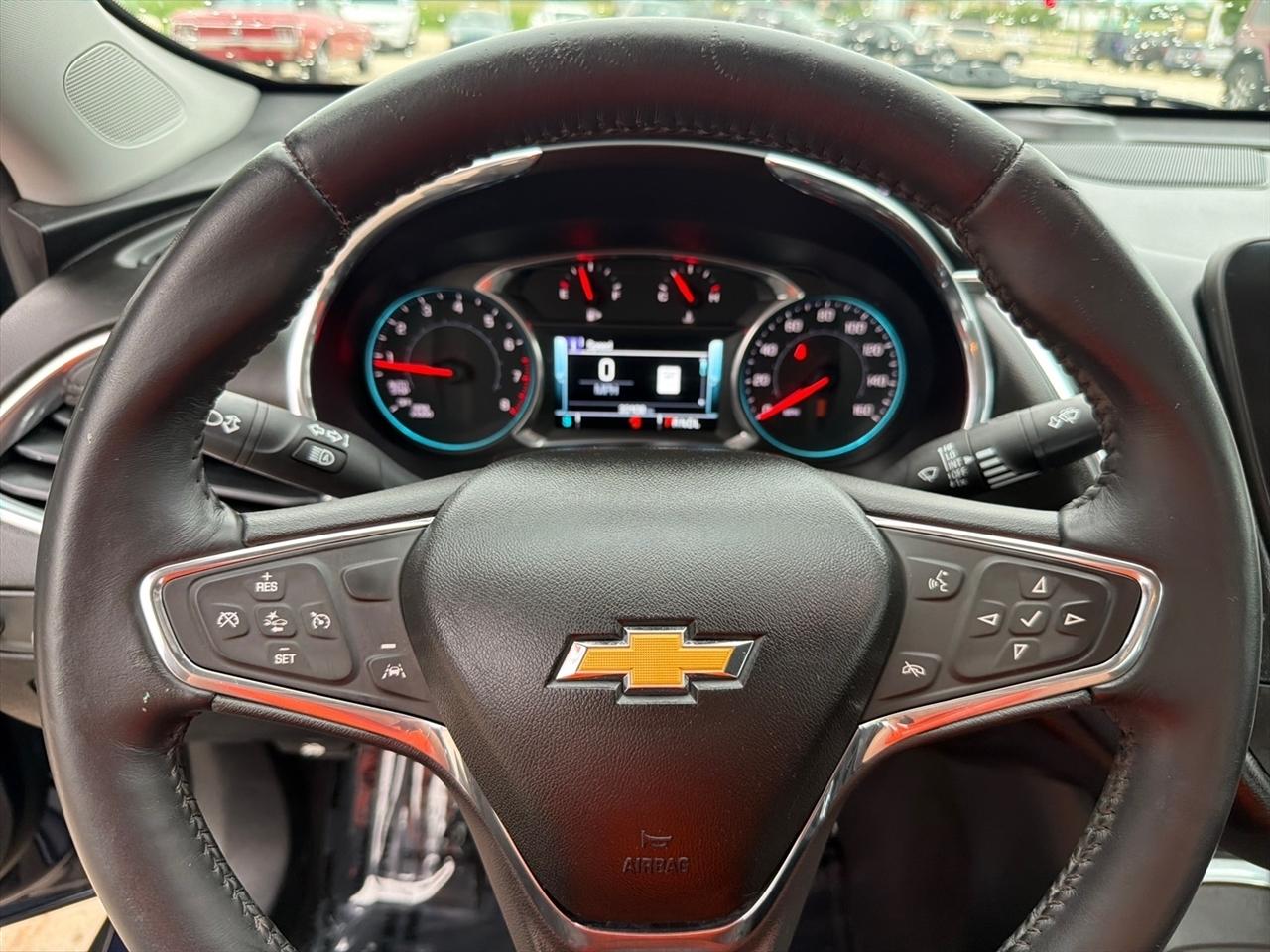 Chevrolet Malibu 4dr Sdn LT w/1LT 2017