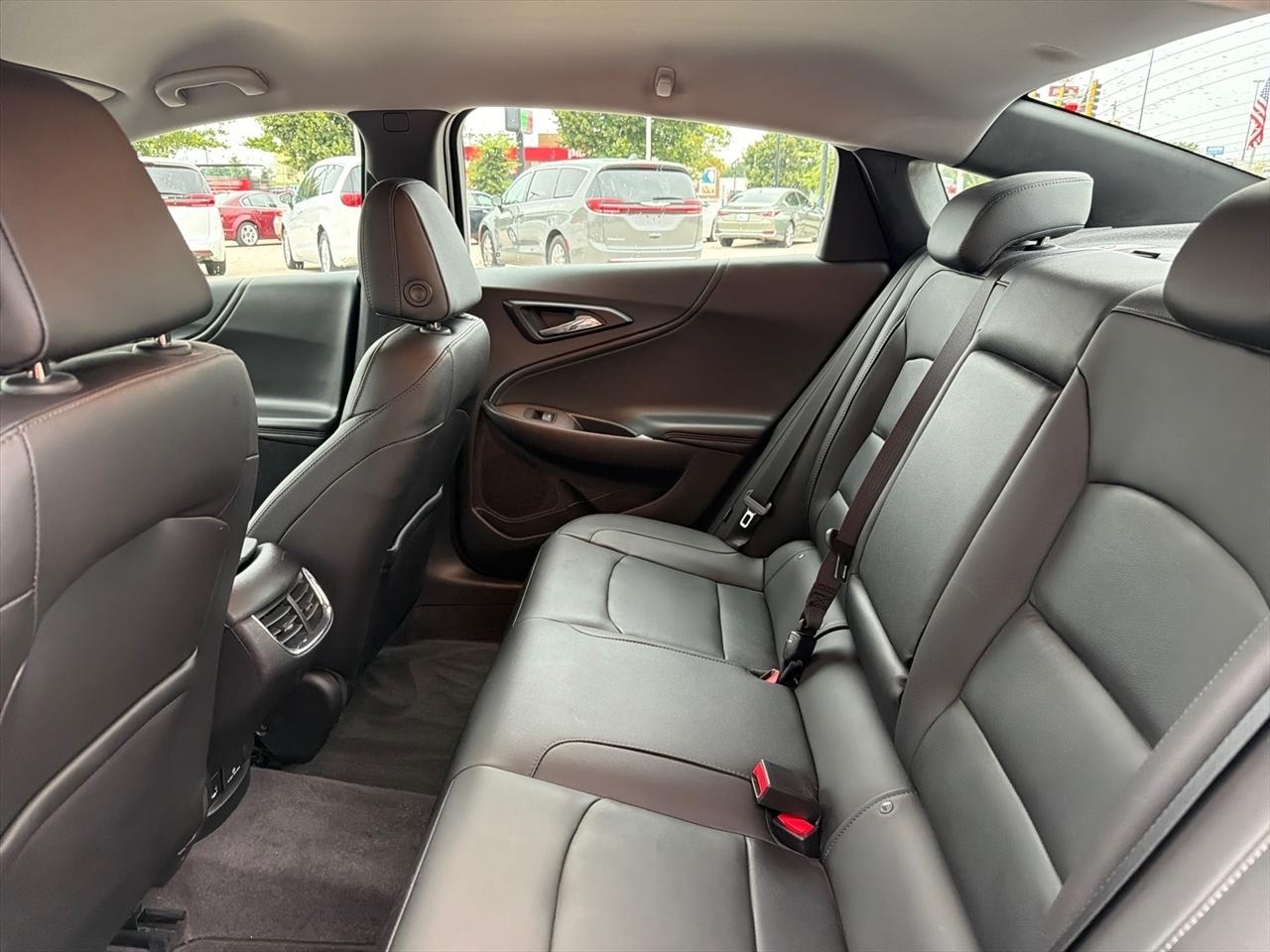 Chevrolet Malibu 4dr Sdn LT w/1LT 2017