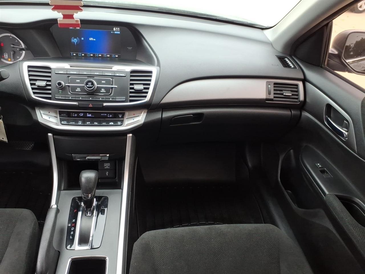 Honda Accord Sdn 4dr I4 CVT LX 2013
