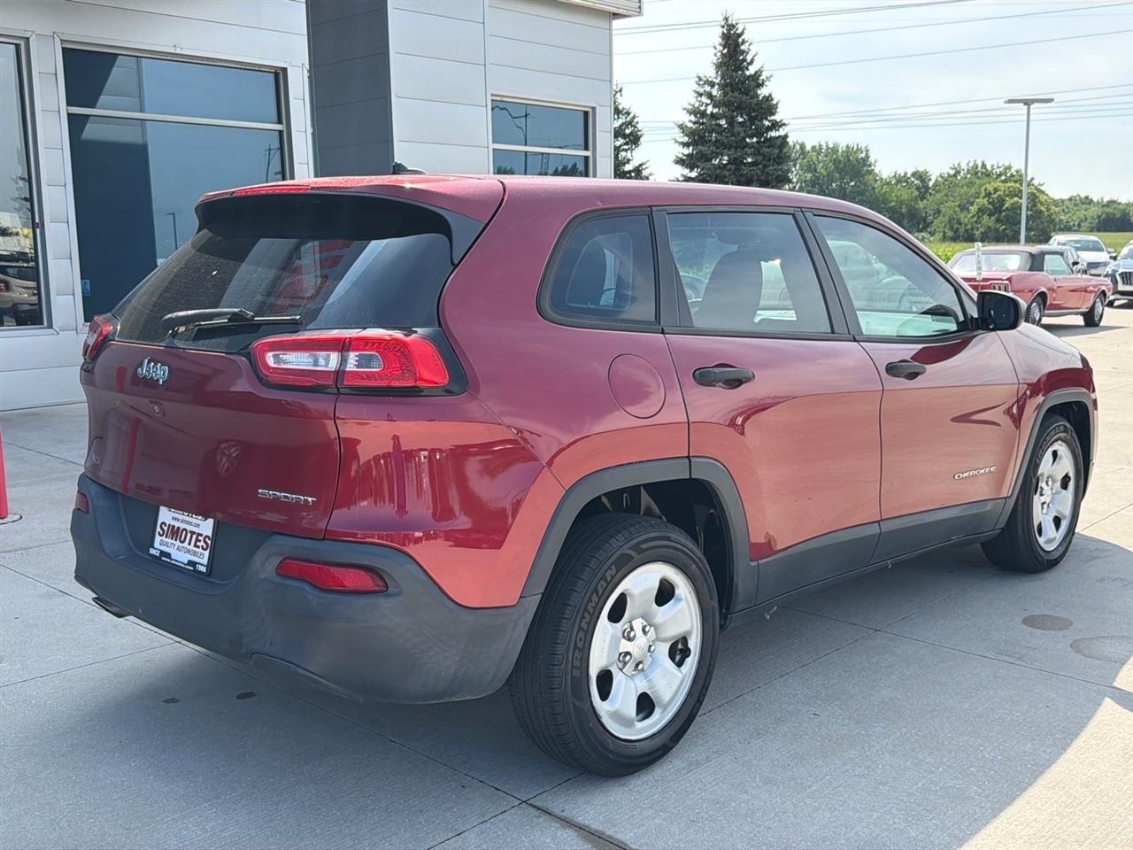 Jeep Cherokee FWD 4dr Sport 2014