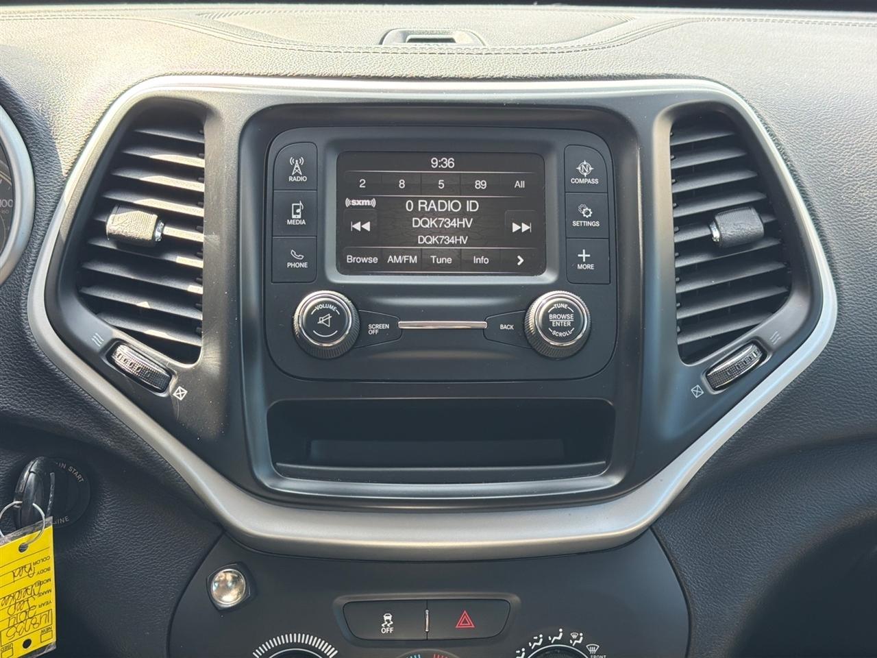 Jeep Cherokee FWD 4dr Sport 2014