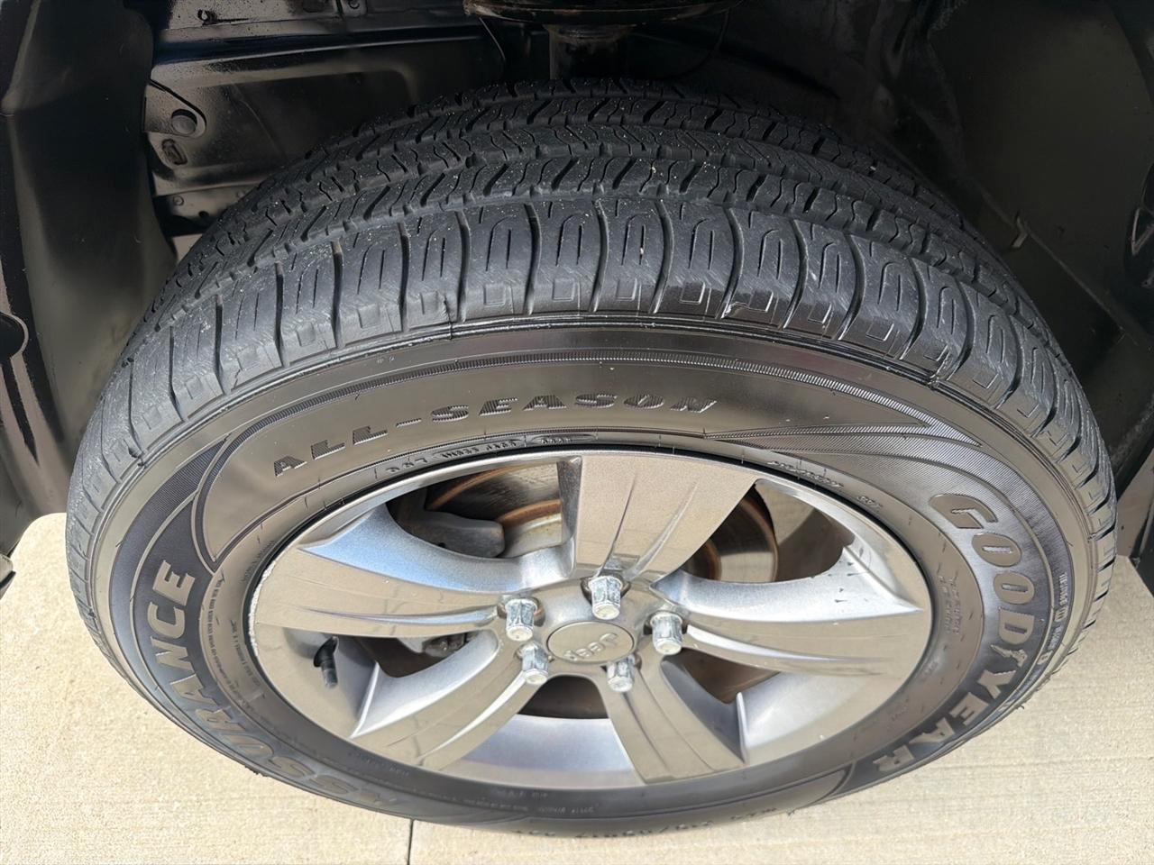Jeep Patriot 4WD 4dr Latitude 2014