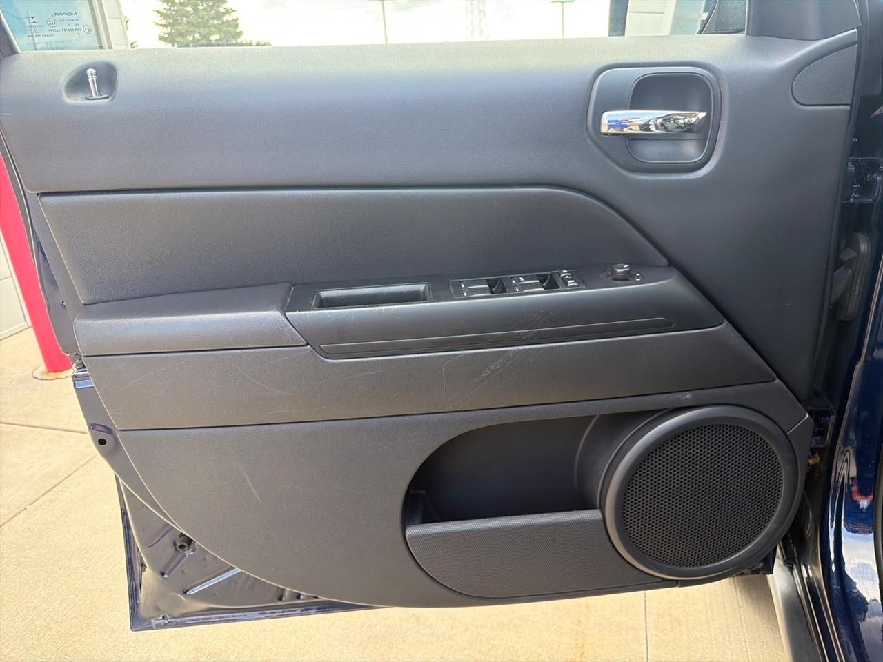 Jeep Patriot 4WD 4dr Latitude 2014