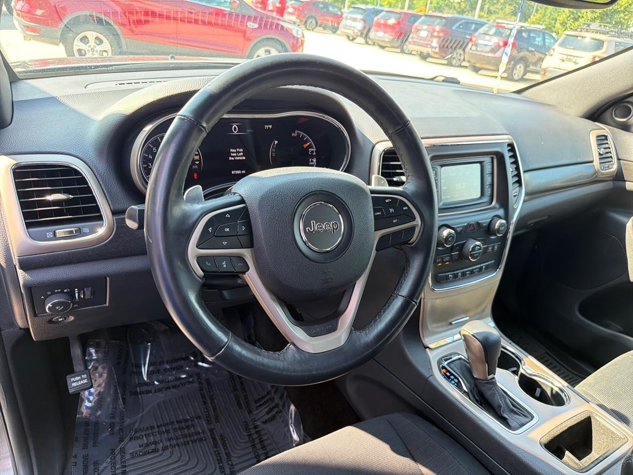 Jeep Grand Cherokee Laredo 4x4 2017