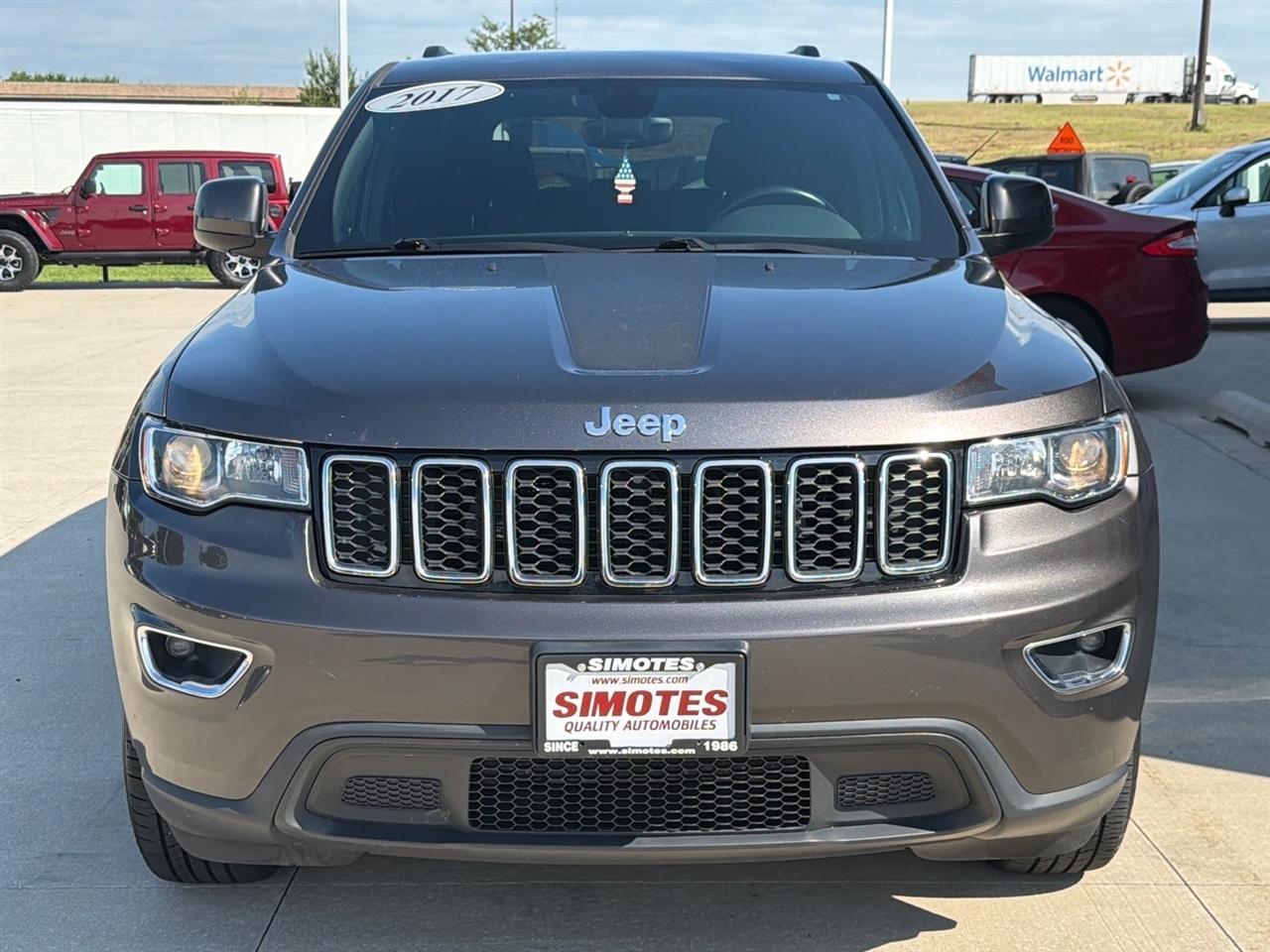 Jeep Grand Cherokee Laredo 4x4 2017