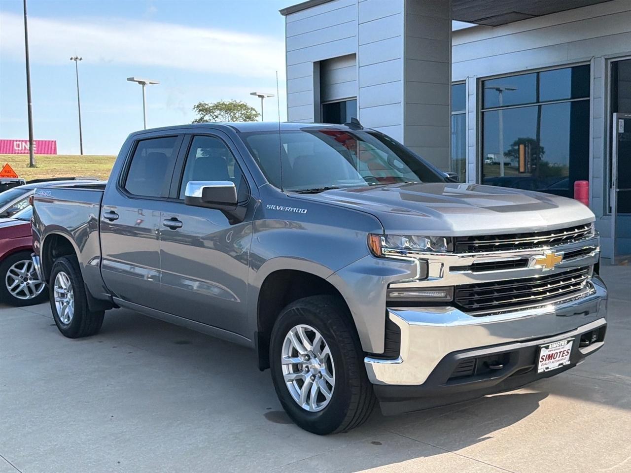 Chevrolet Silverado 1500 4WD Crew Cab 147" LT w/2FL 2021