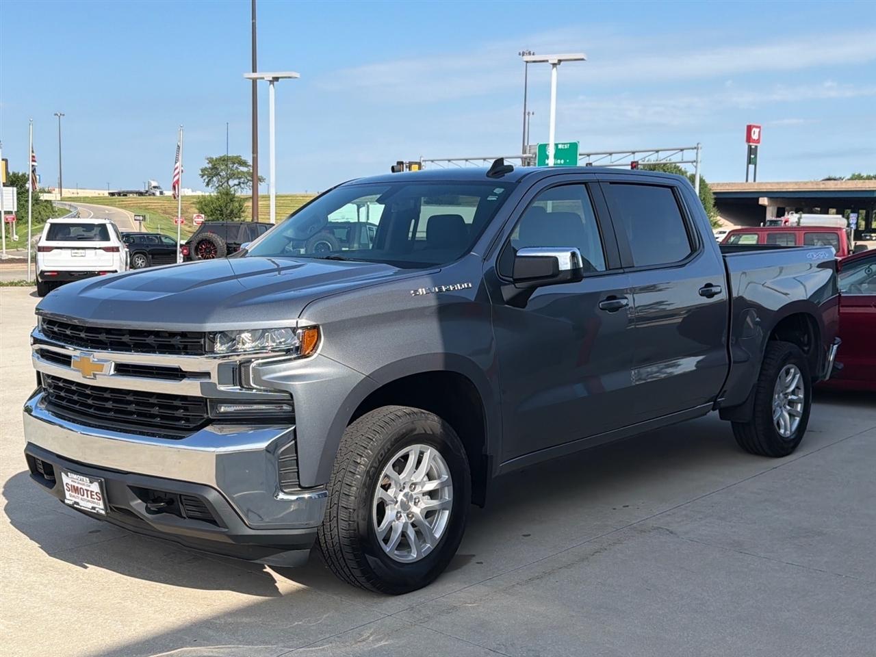 Chevrolet Silverado 1500 4WD Crew Cab 147" LT w/2FL 2021