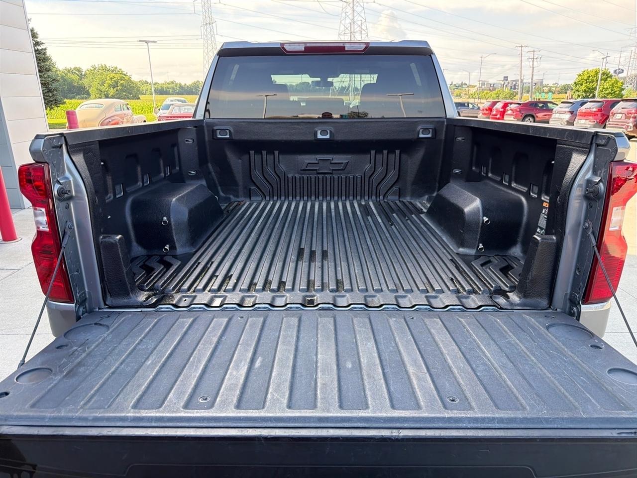 Chevrolet Silverado 1500 4WD Crew Cab 147" LT w/2FL 2021