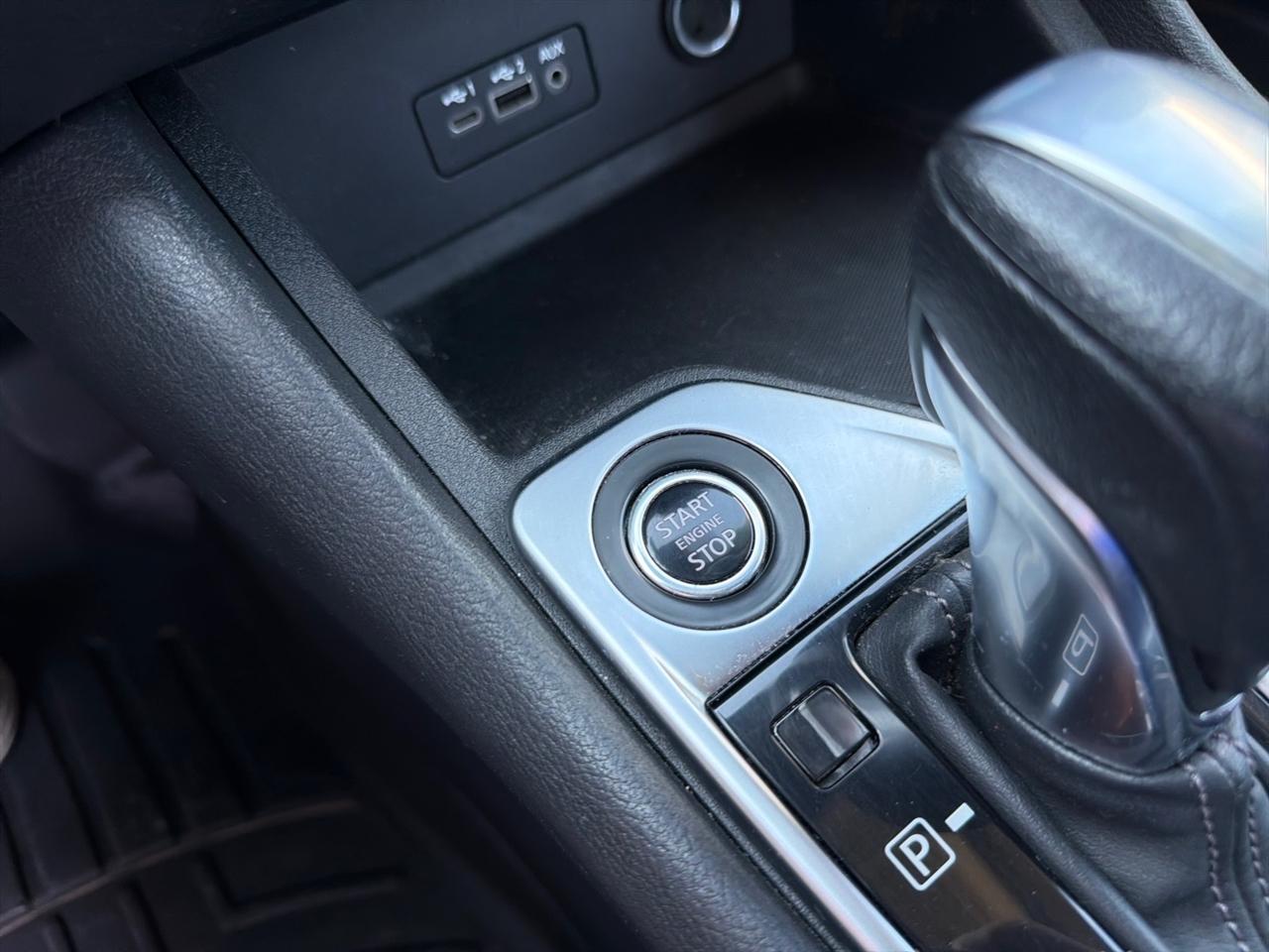 Nissan Sentra SV CVT 2021
