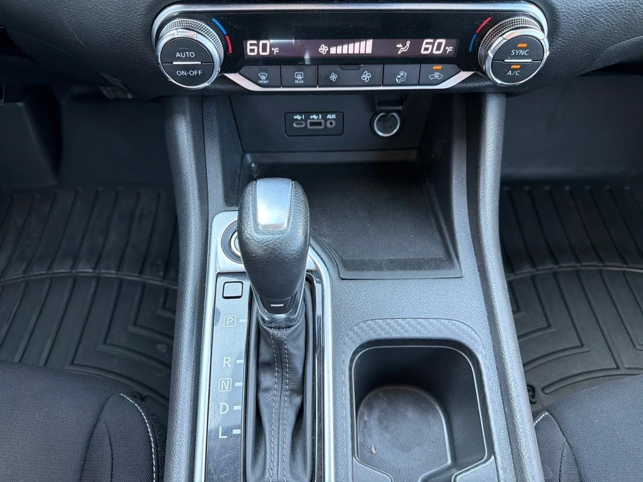 Nissan Sentra SV CVT 2021