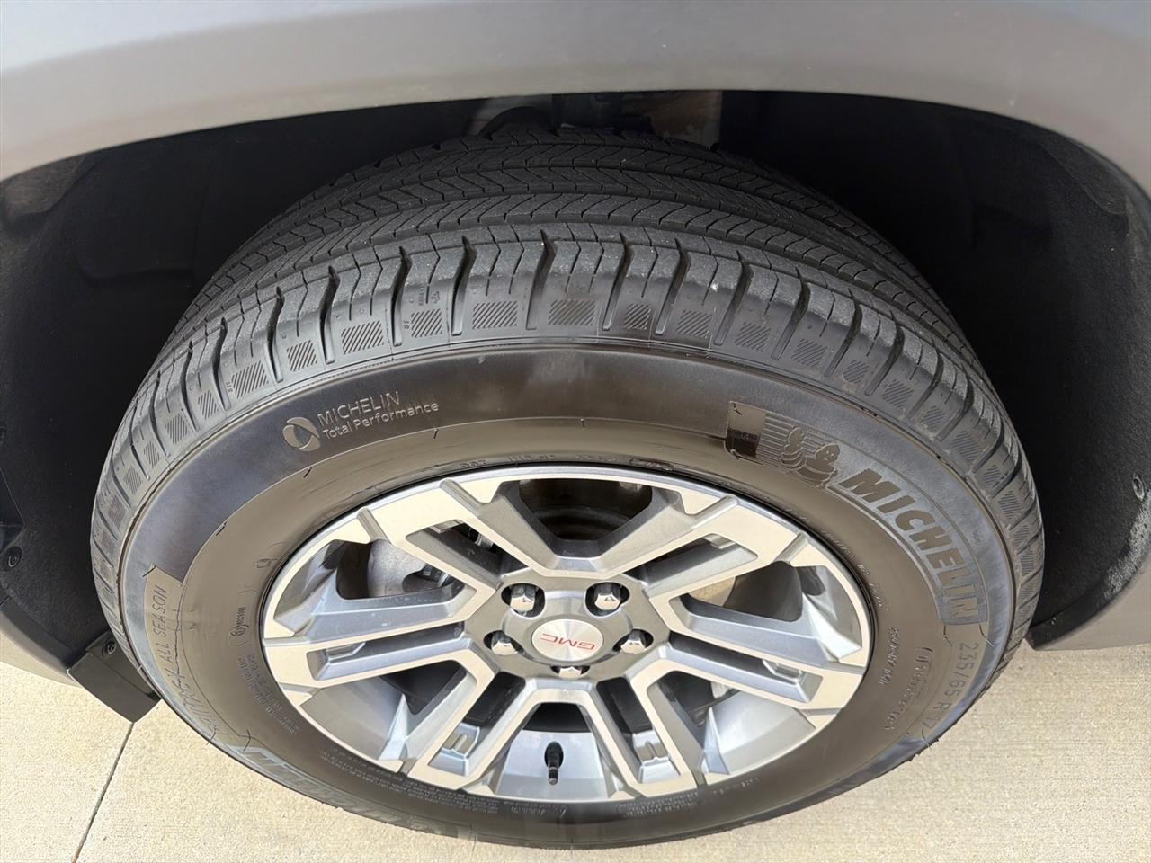 GMC Terrain AWD 4dr Elevation 2026