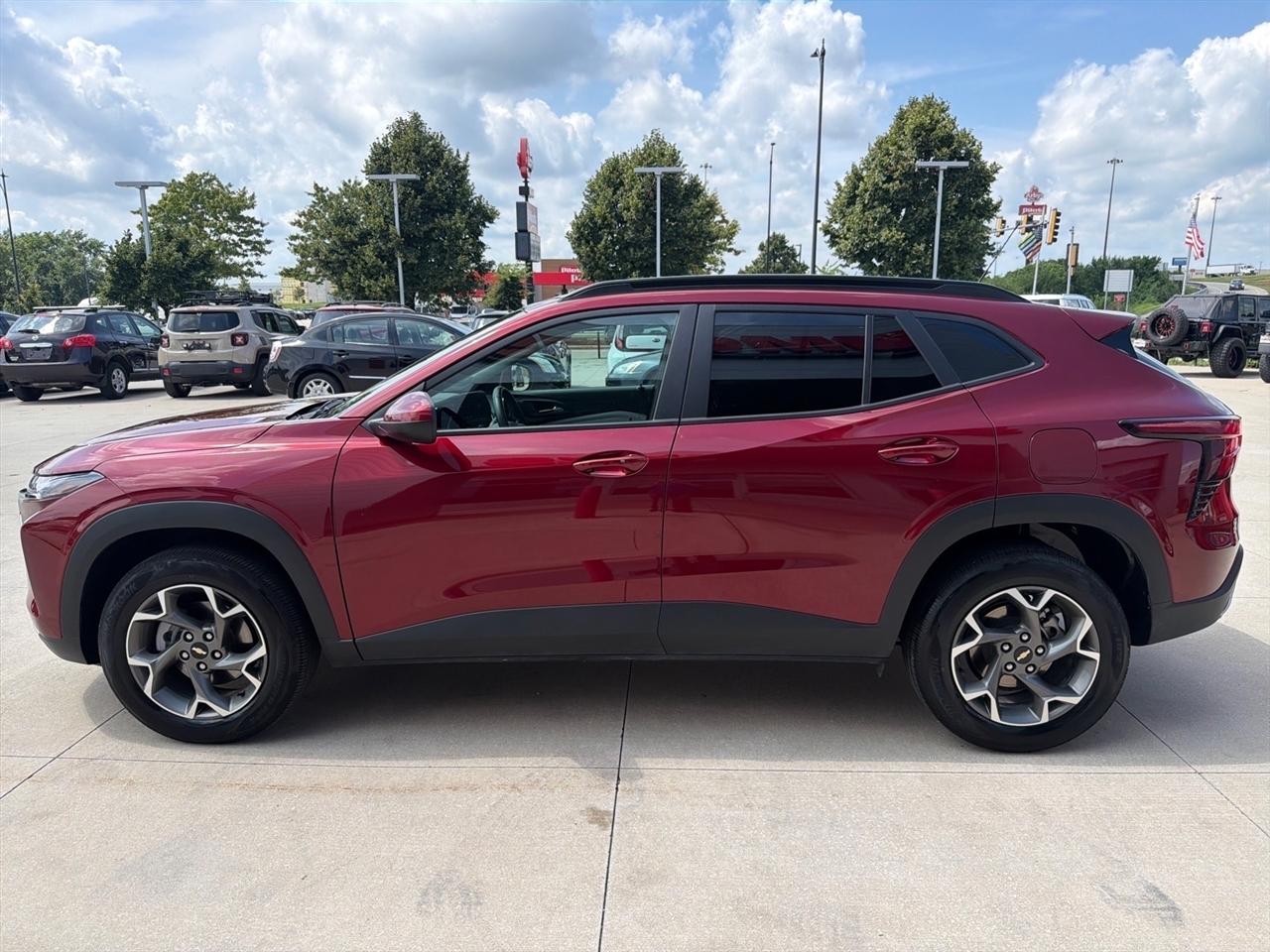 Chevrolet Trax FWD 4dr LT 2025