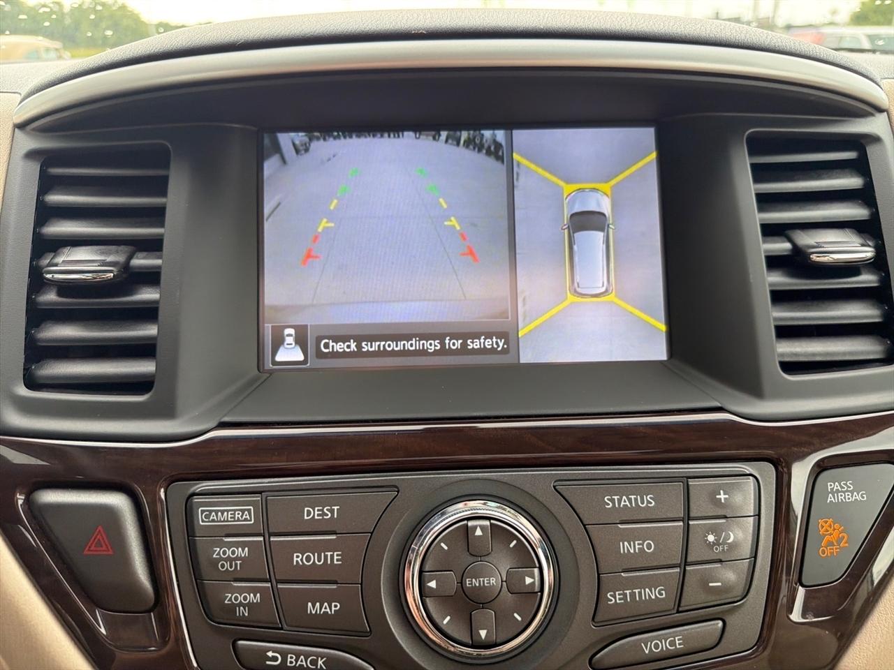 Nissan Pathfinder 4WD 4dr Platinum 2016