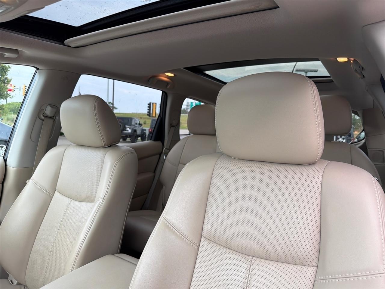 Nissan Pathfinder 4WD 4dr Platinum 2016