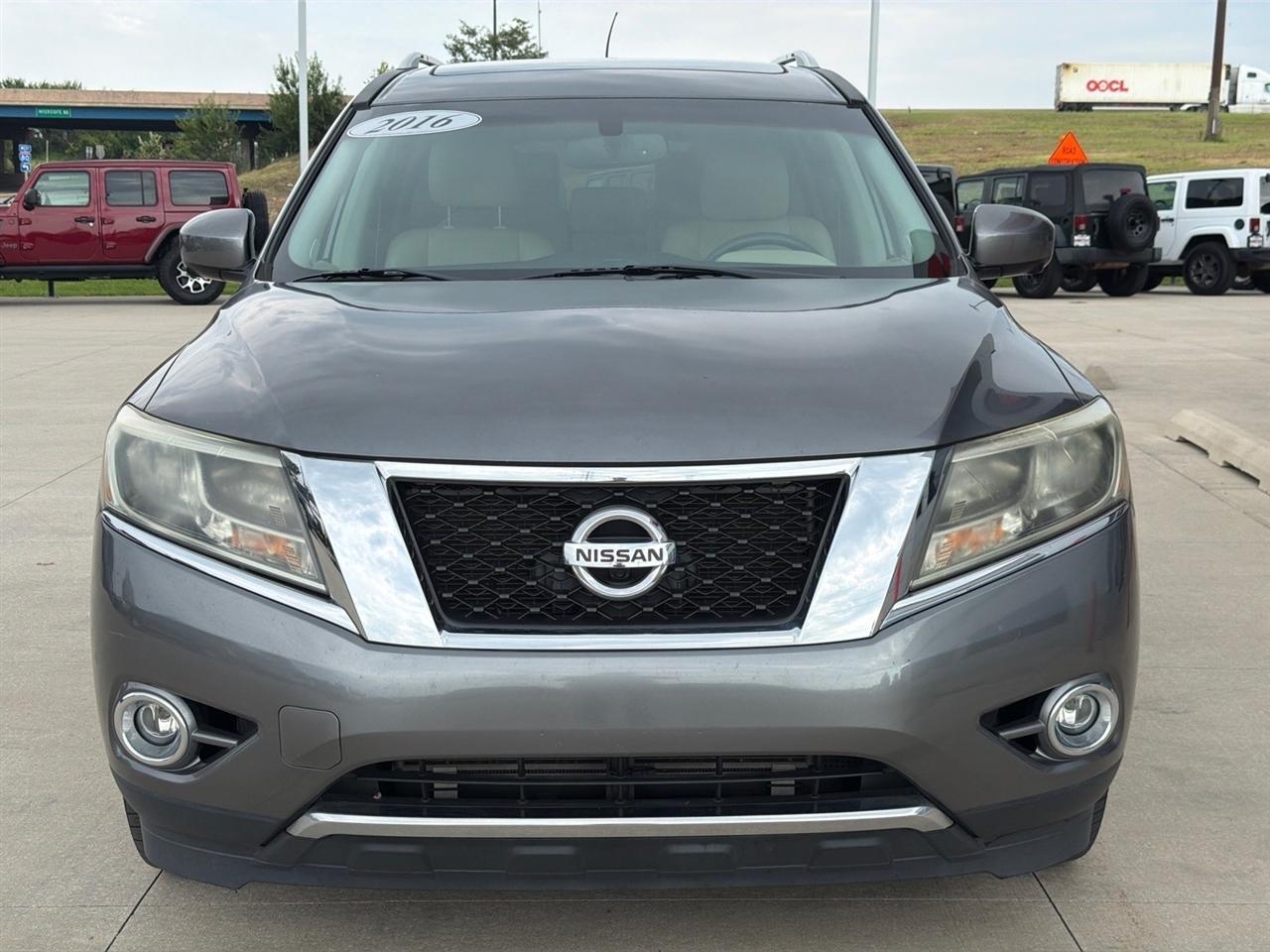 Nissan Pathfinder 4WD 4dr Platinum 2016
