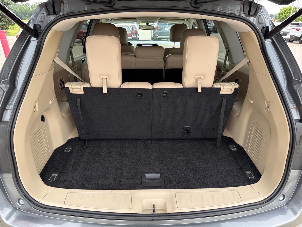 Nissan Pathfinder 4WD 4dr Platinum 2016