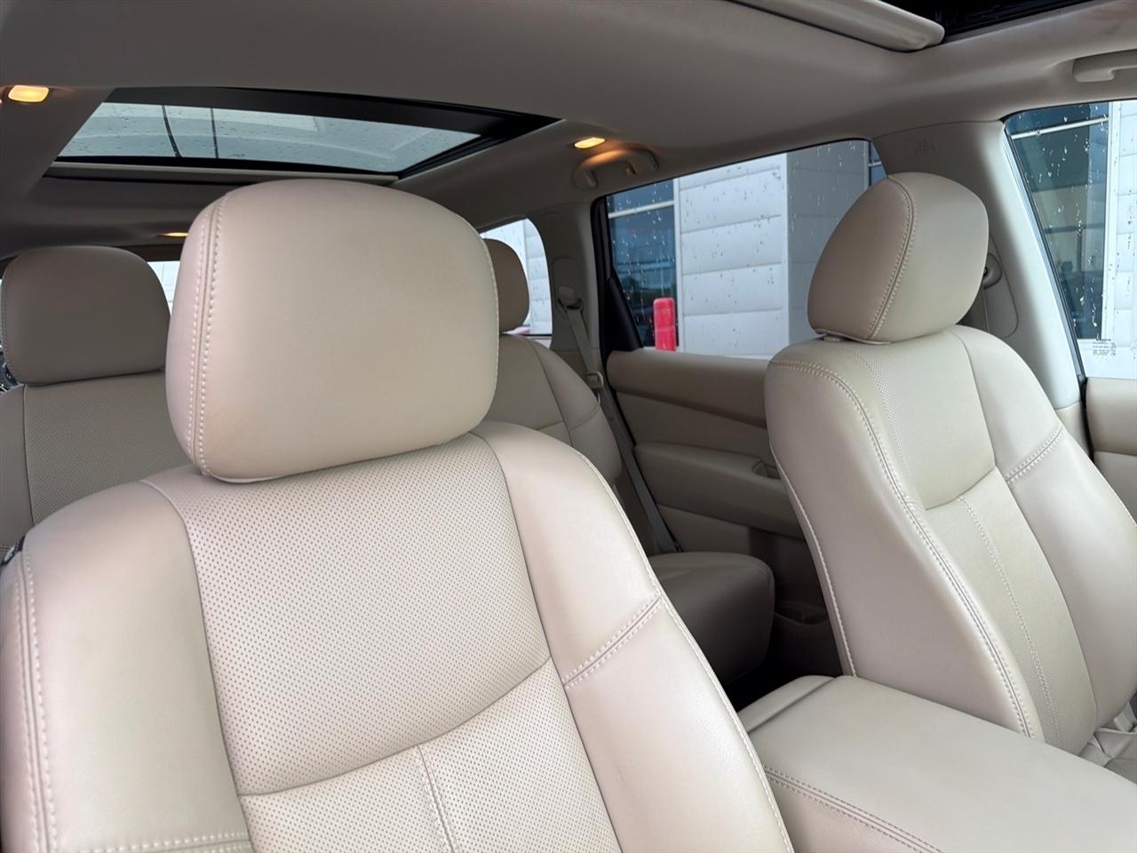 Nissan Pathfinder 4WD 4dr Platinum 2016