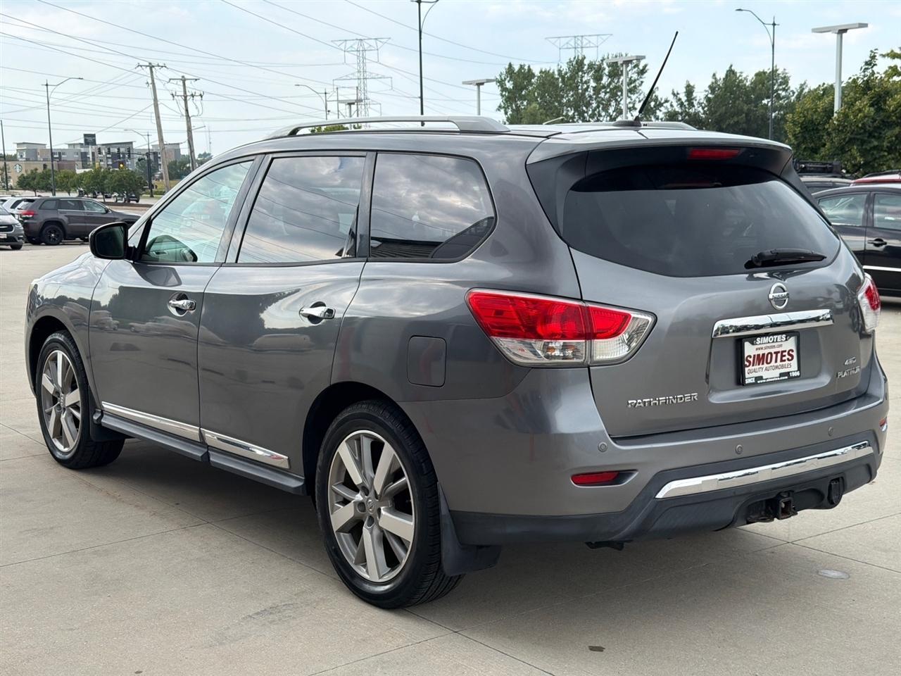 Nissan Pathfinder 4WD 4dr Platinum 2016